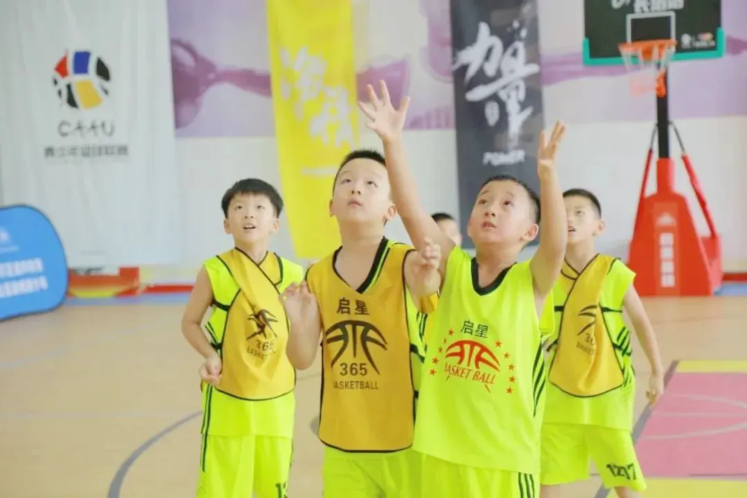 为什么大前锋在比赛中需要特别的体能训练?_2